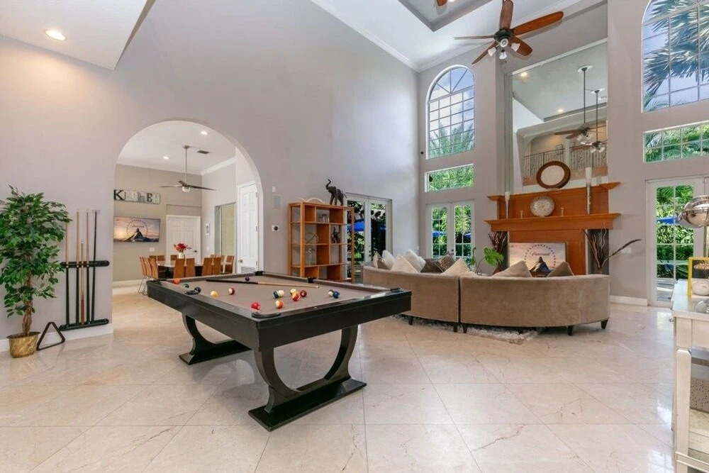 Plantation Acres Mansion 7 Bedroom Villa by Redawning
