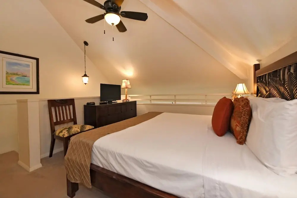 Maui Kaanapali S #b233 1 Bedroom Condo by RedAwning