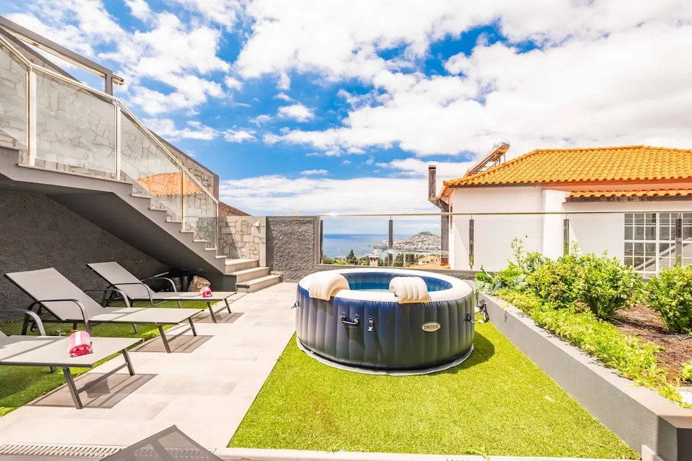Villa Vellure by Homie