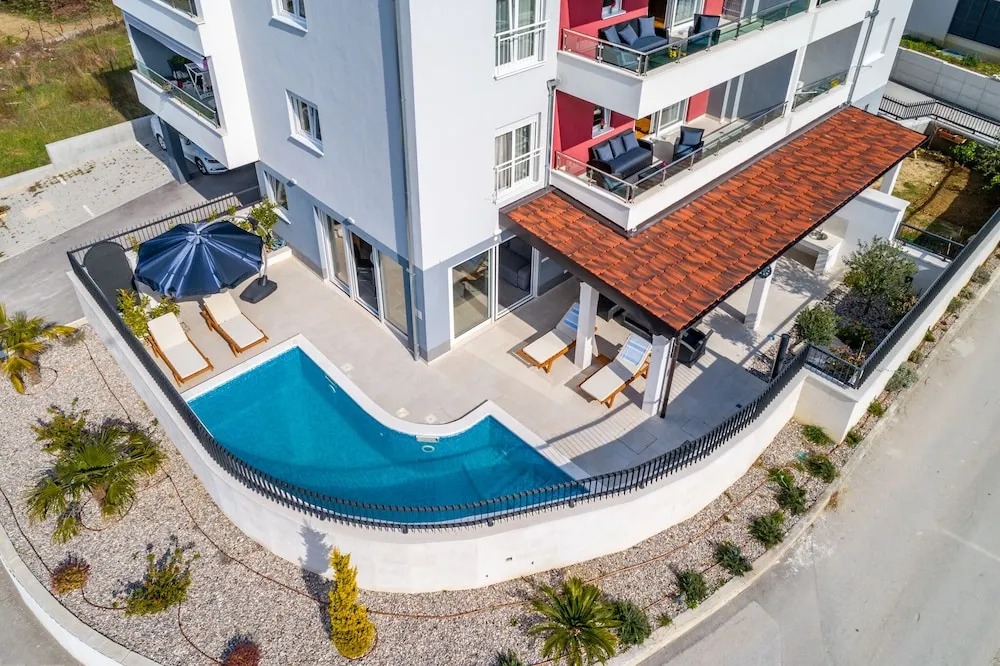 Urban Villa Penthouse