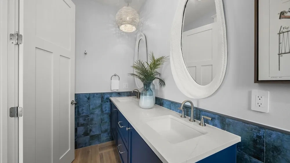 Maritime Manor in Siesta Key