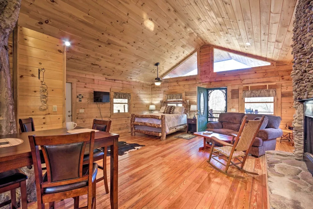 Bryson City Cabin w/ Wraparound Deck & Hot Tub