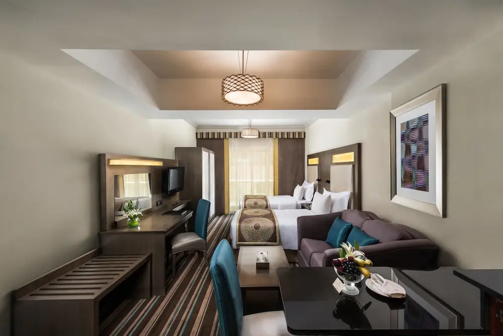 Savoy Crest Hotel Apartments