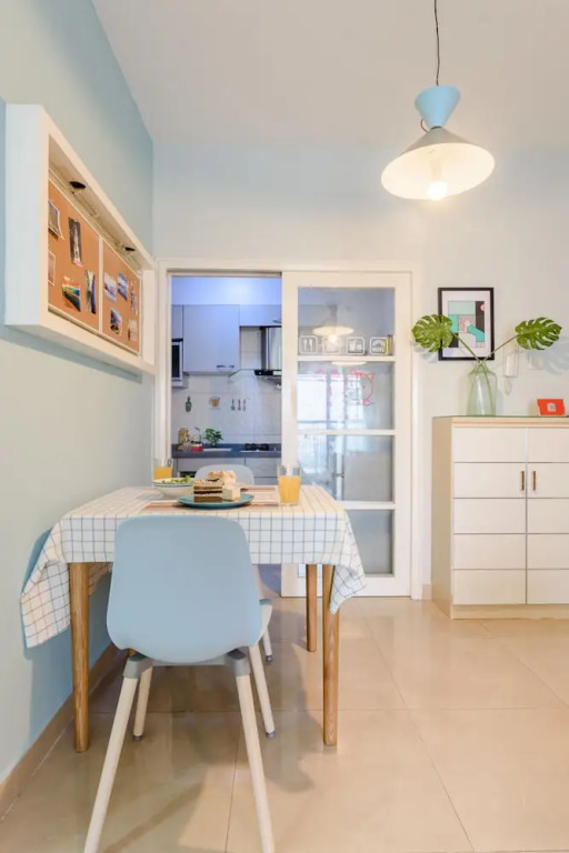 Locals Boutique Apartment Lujiang No.4