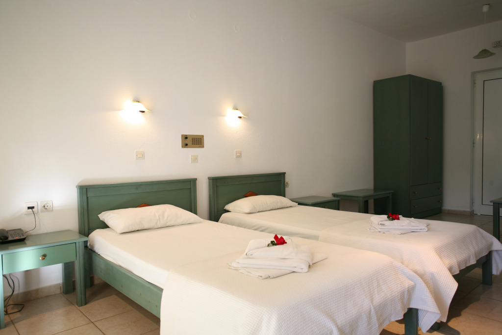 Elpis Studio Apartments