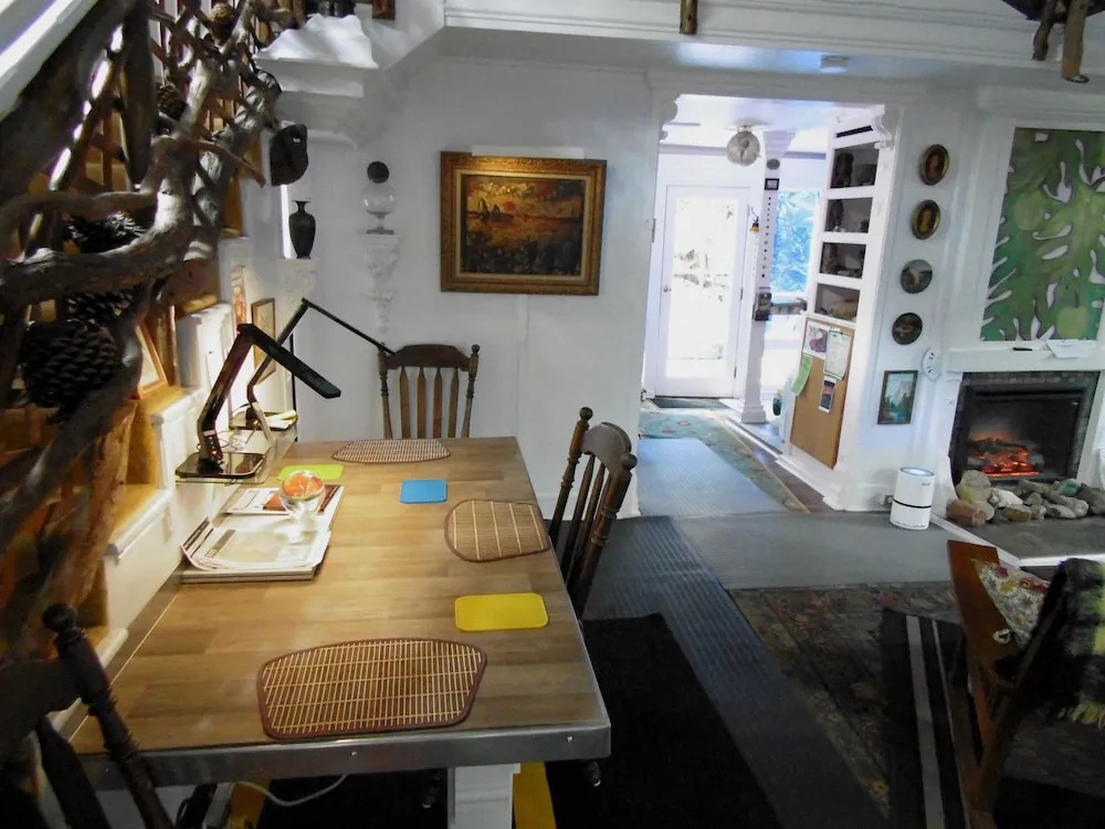 Upcountry Volcano Village Mountain Cottage