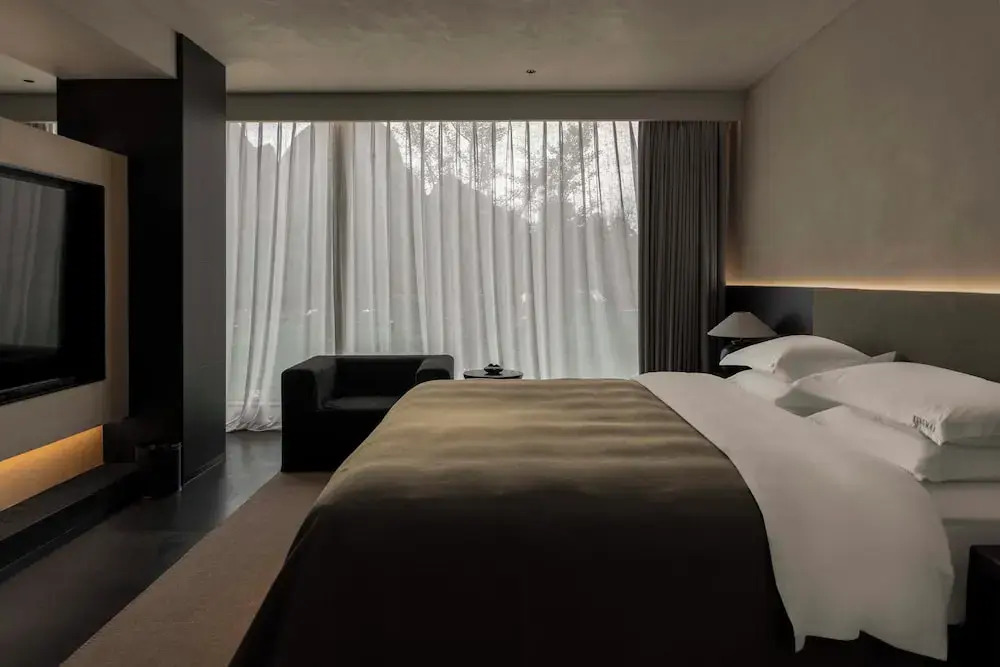 YINGMAN HOTEL