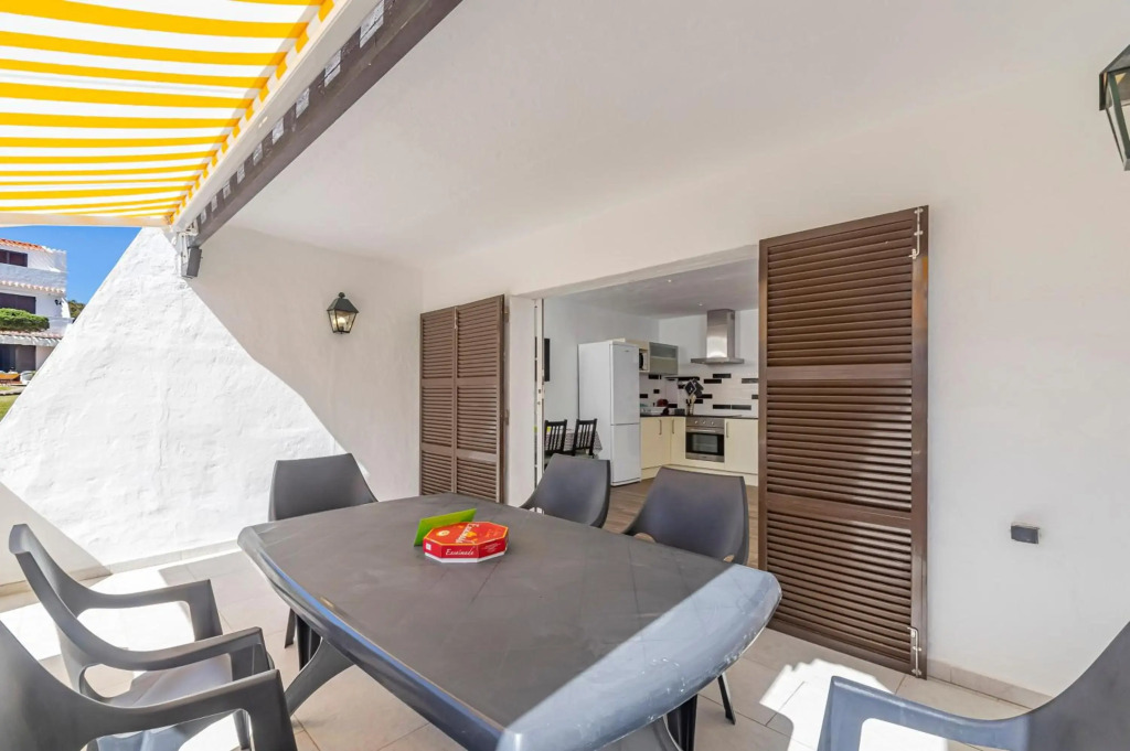 Can Pons Apartment