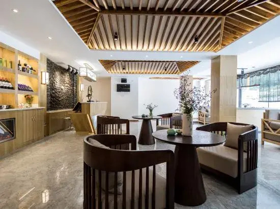 Huayu Nature Homestay (Siguniang Mountain Branch)