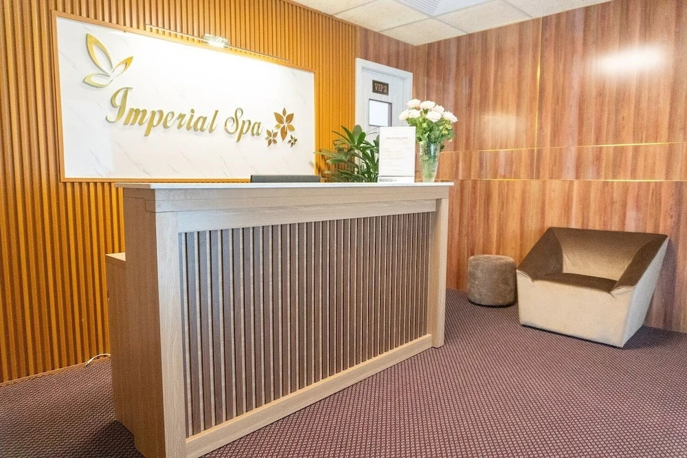 Imperial Boat Hotel