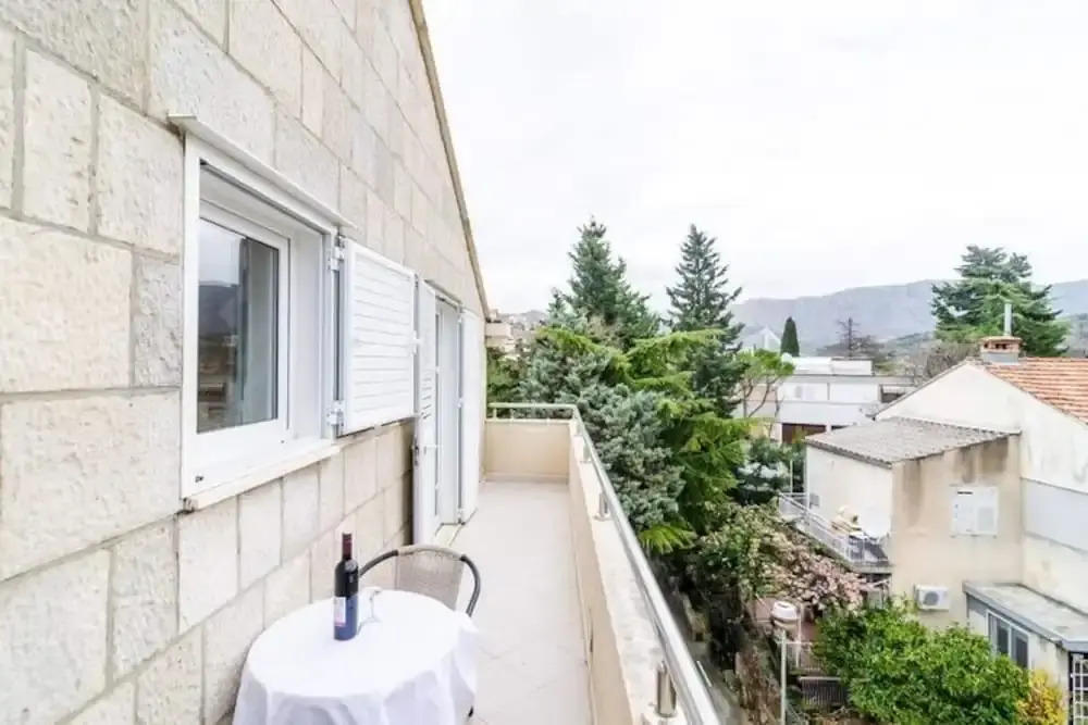 Apartments Nikola - Comfort One Bedroom Apartment With City View