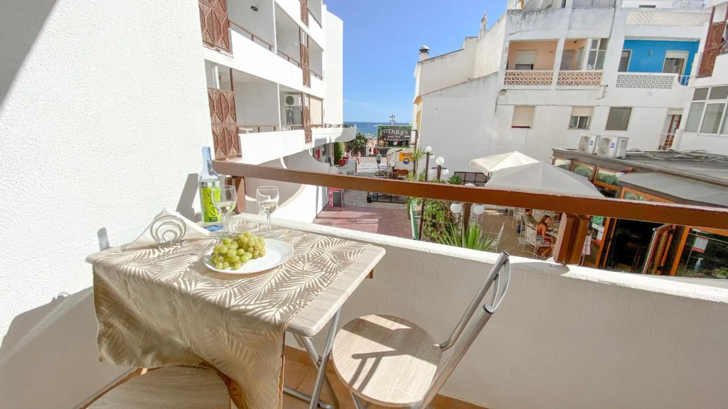 Magnífico apartamento a 35m da praia - Apart. Isa