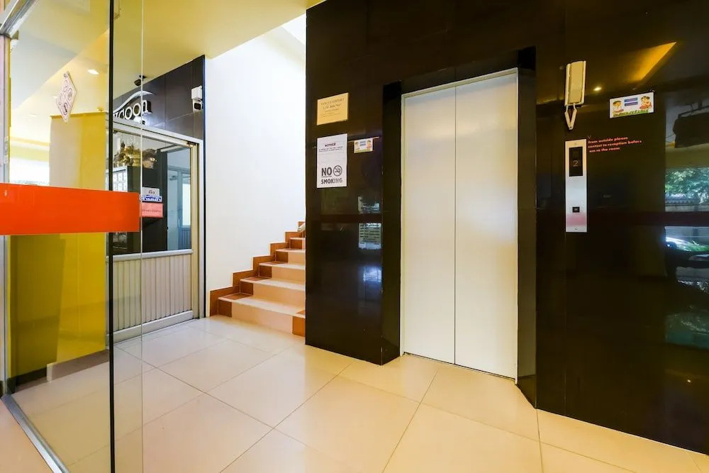OYO 463 Tycoon Place
