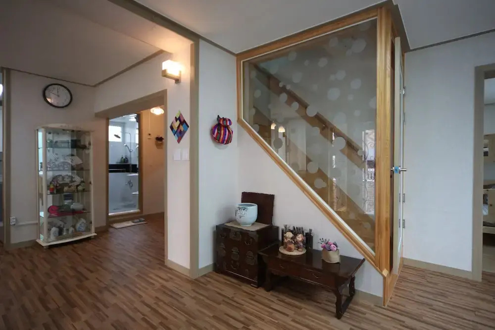 Haeng Gung Chae Guesthouse