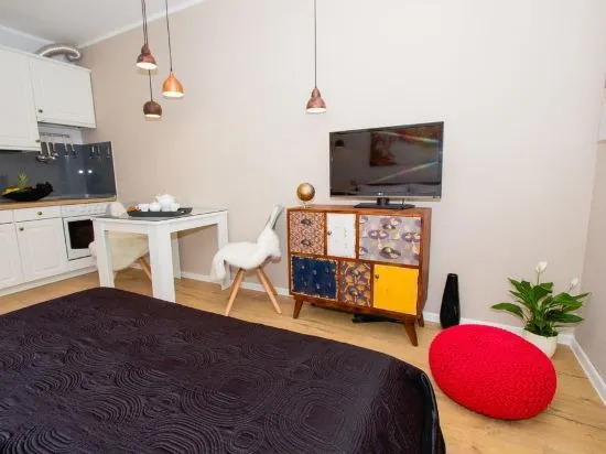 Studio Stylish