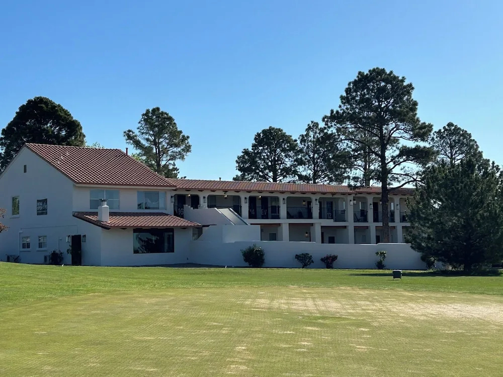 El Verde Inn