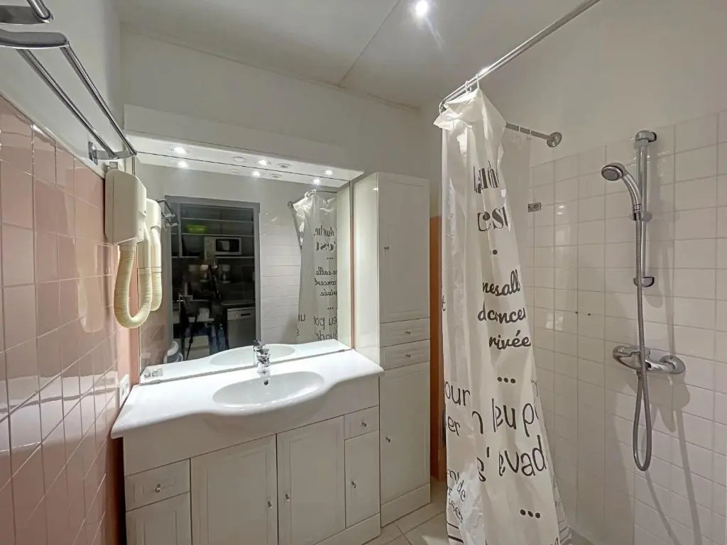 Studio Saintes-Maries-de-la-Mer, 1 pièce, 3 personnes - FR-1-475-50