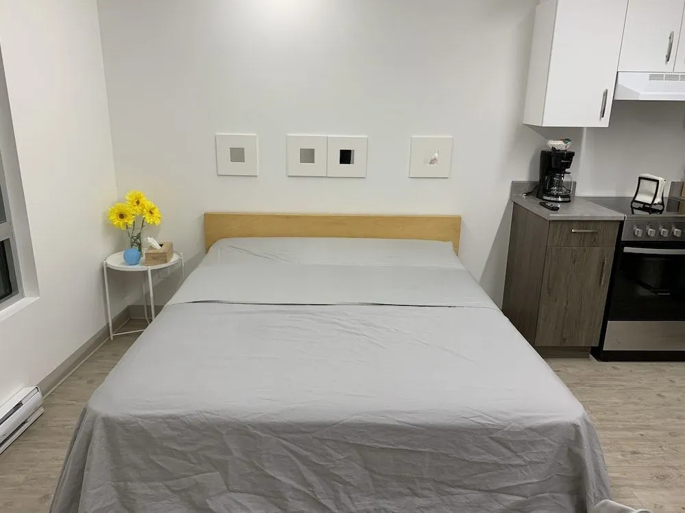 Studio Stays Downtown Montreal