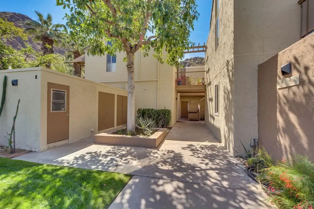 Near Golf: Indian Wells Studio w/ Pool Access