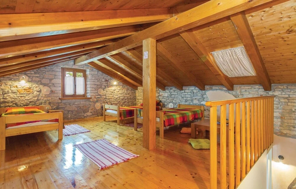 Amazing Home in Kanfanar With Wifi and 3 Bedrooms