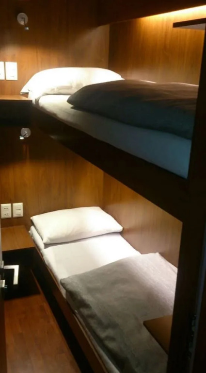 Onkel Inn Airport Sleepbox