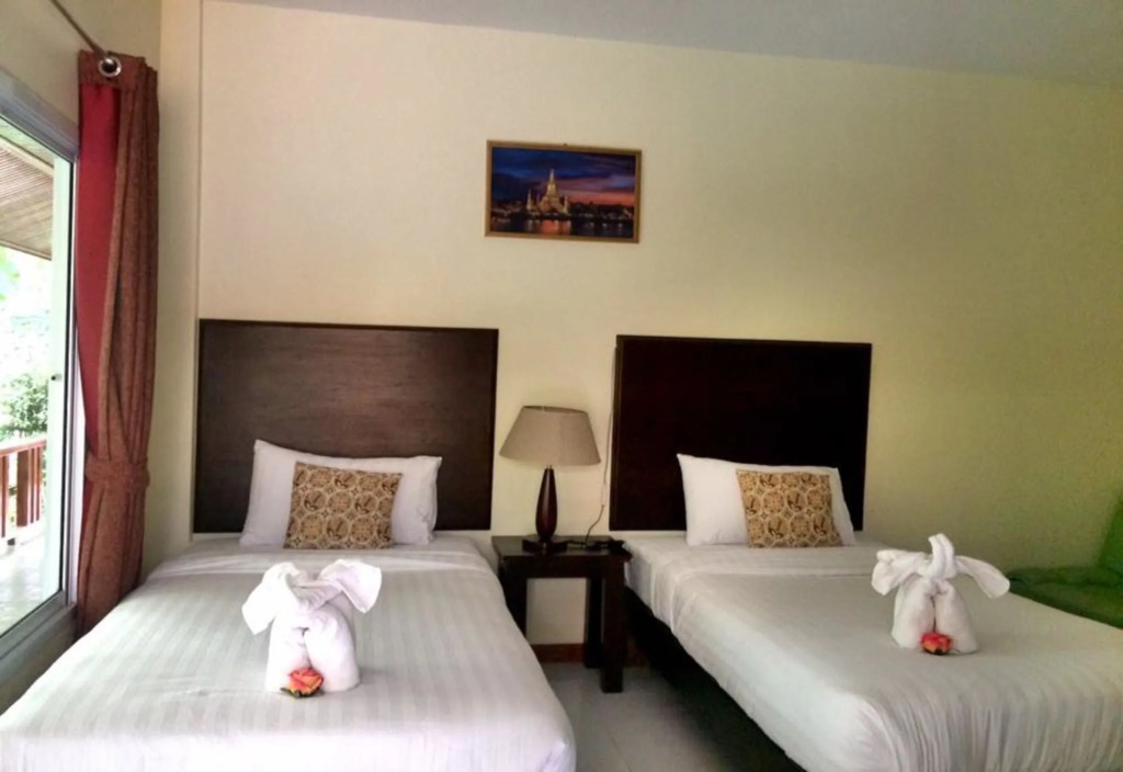 Ruen Narisra Resort