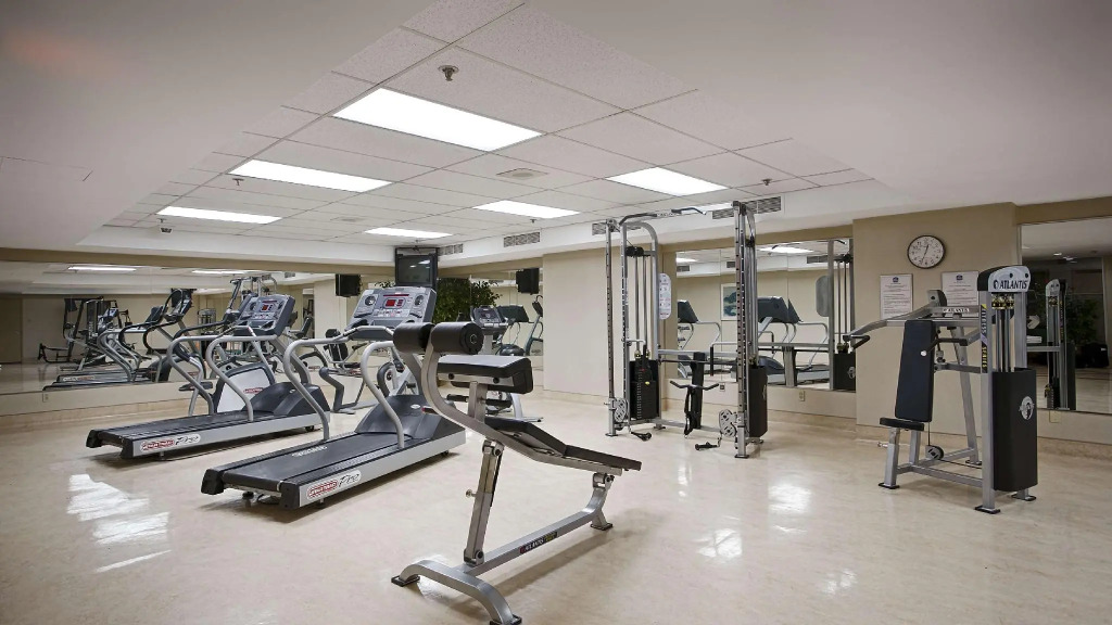 Best Western Ville-Marie Montreal Hotel & Suites