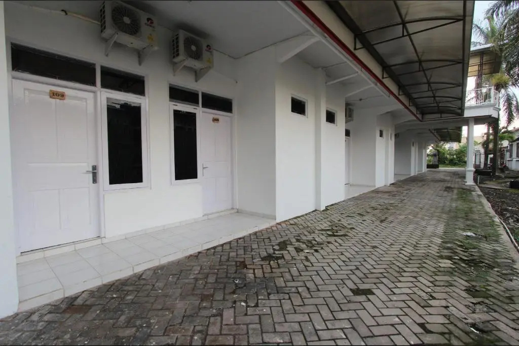 OYO 3193 Pondok Cinta