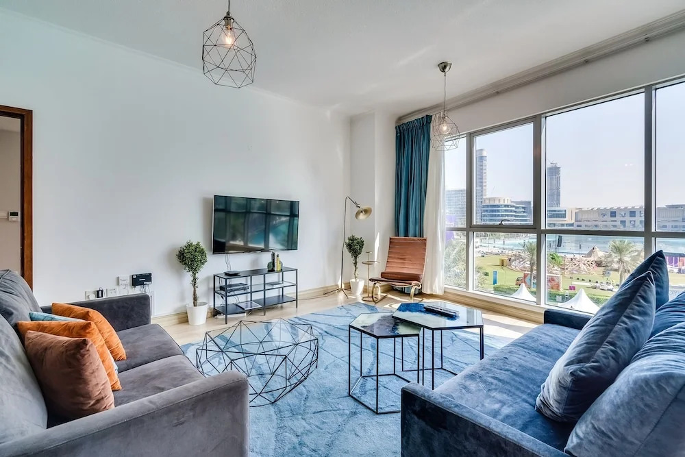 Wonderland 1 Bedroom Apart-Ease by Emaar