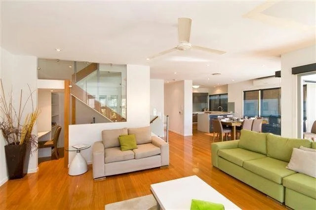 Villa Garfield Surfers Paradise