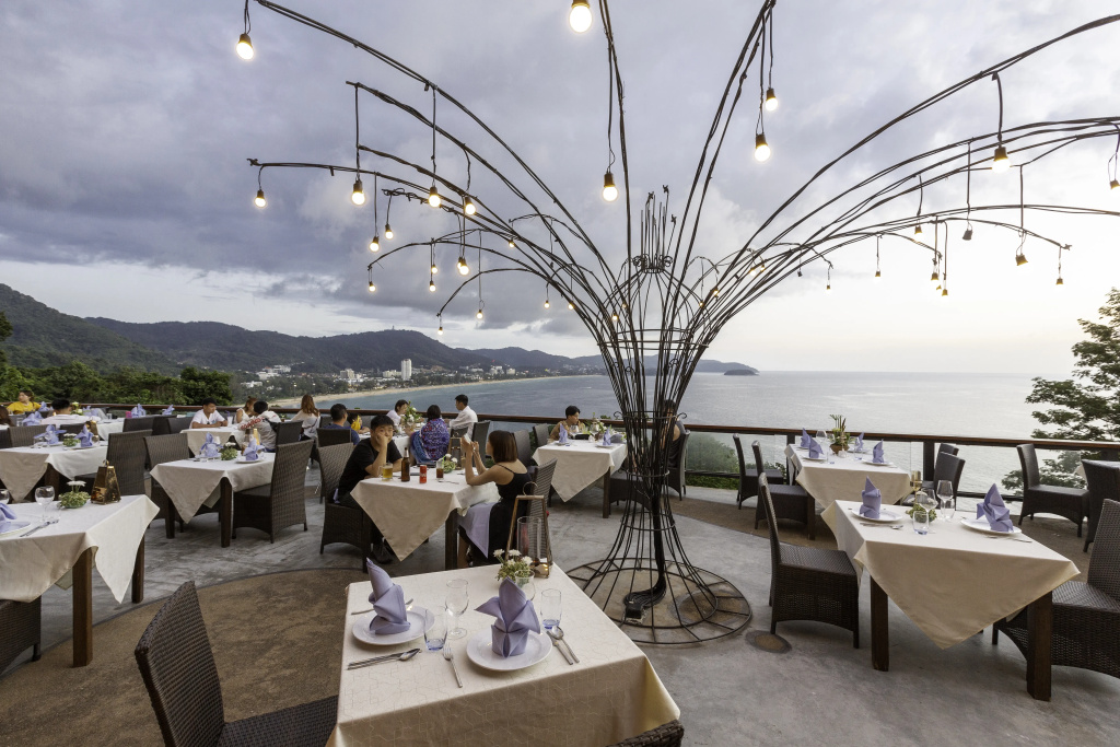 Отель Secret Cliff Resort Phuket
