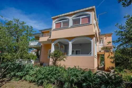 Apartments Lucija