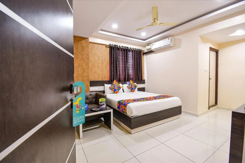 FabHotel Rotano Suites - Yelahanka