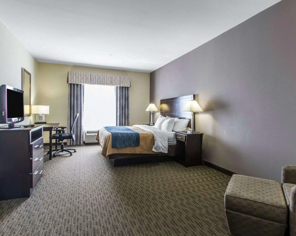 Comfort Inn & Suites Oklahoma City West - I-40
