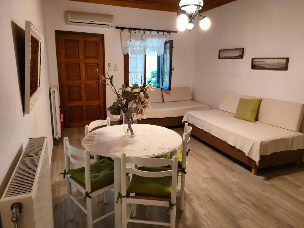 Armonia & Anemos Family Apartments