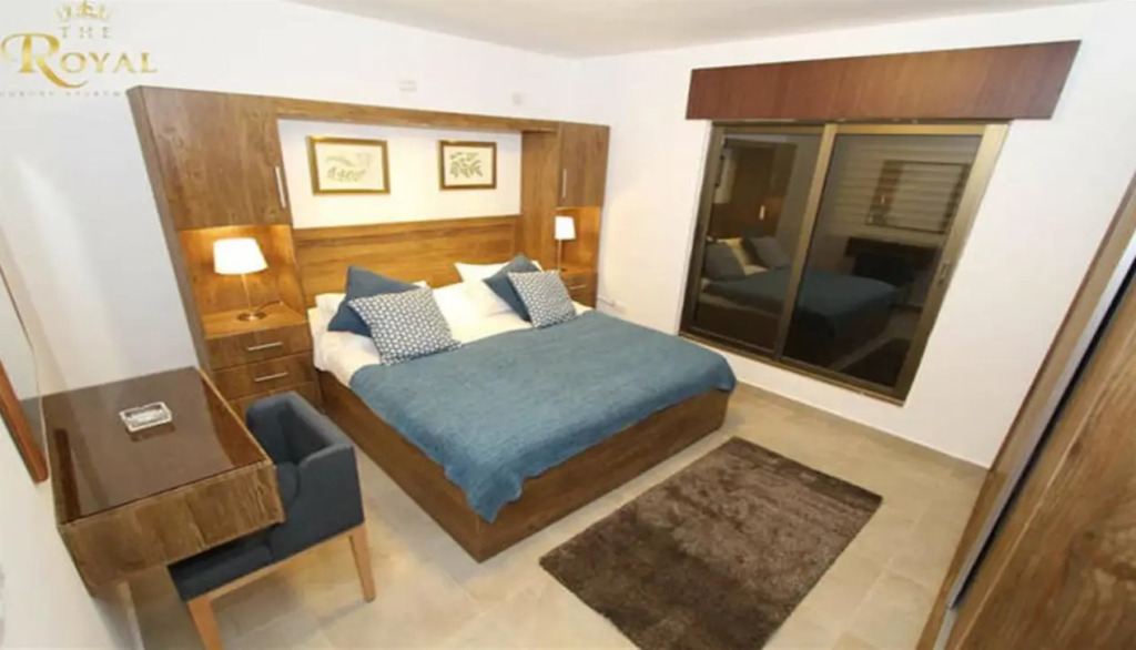 The Royal Luxury Apartments & studios