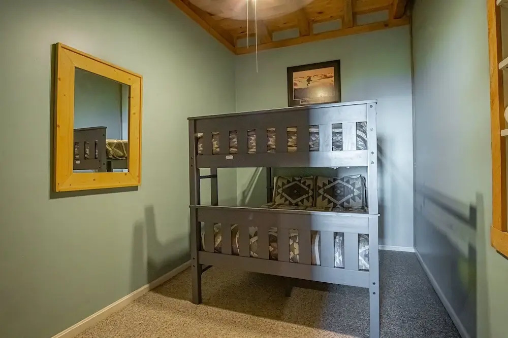 Autumn Escape Indoor Plunge Pool + 22 Guests