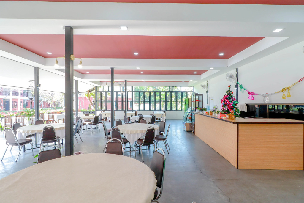 Tong House Resort