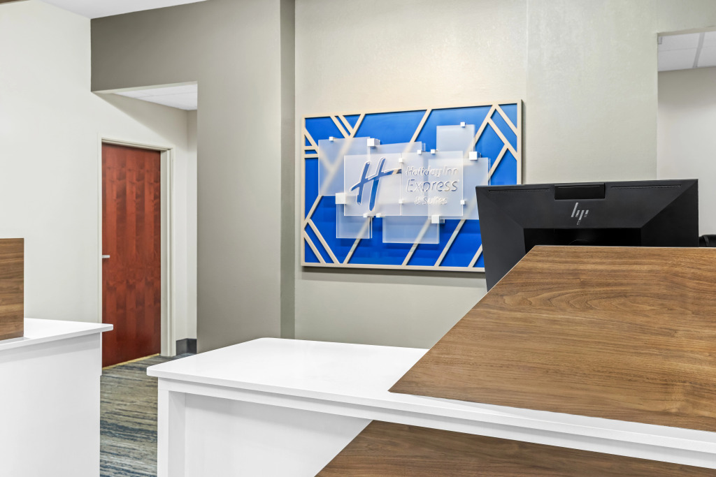 Holiday Inn Express Florence Northeast by IHG
