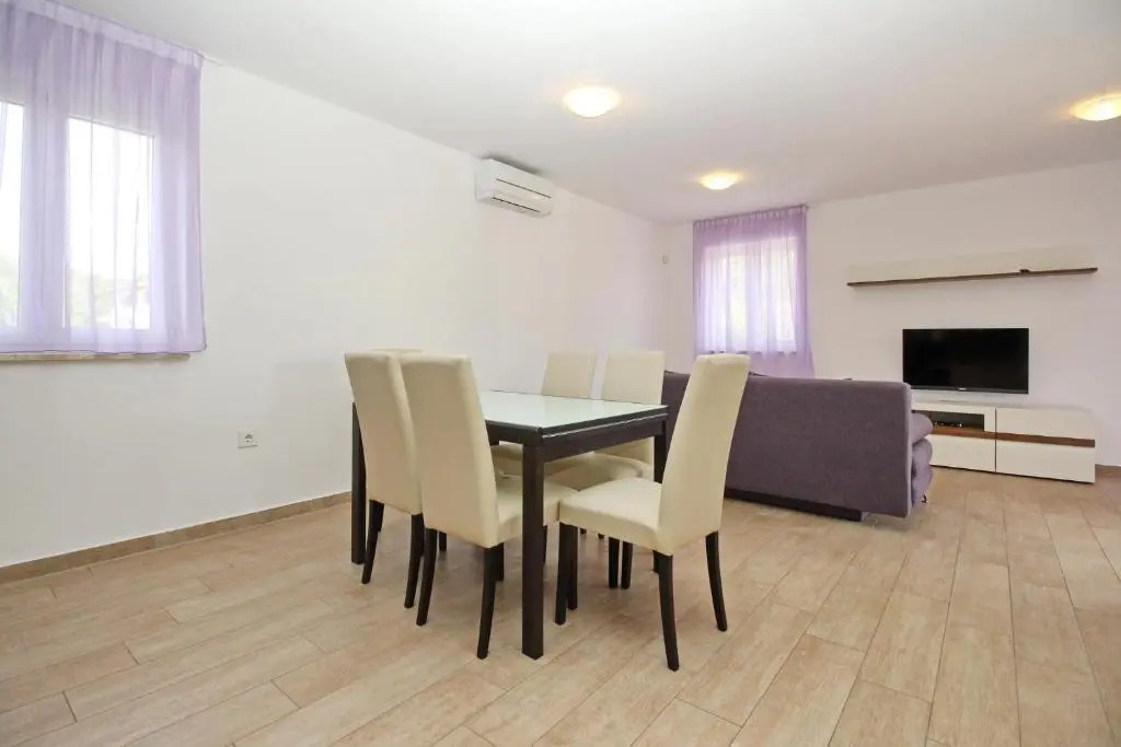 Apartments Smojver