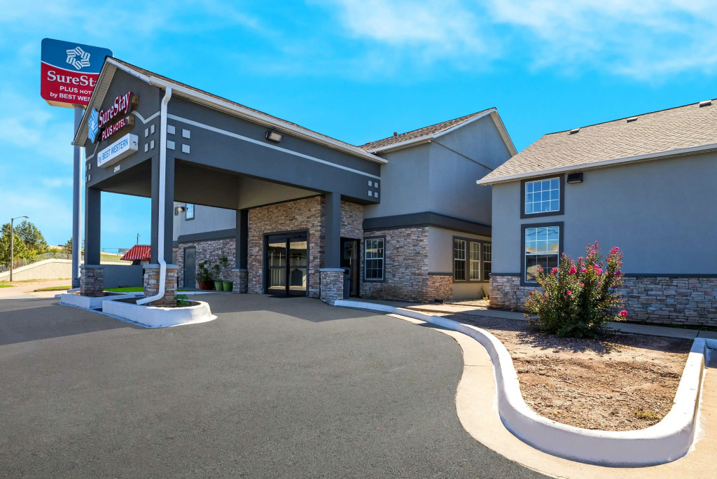 SureStay Plus Hotel by Best Western Tulsa East