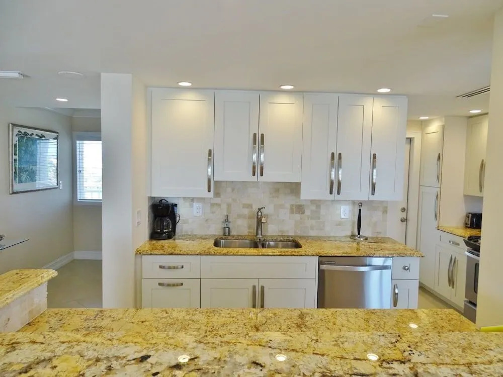 Seaview Condo #7255 2 Bedrooms 2 Bathrooms Condo