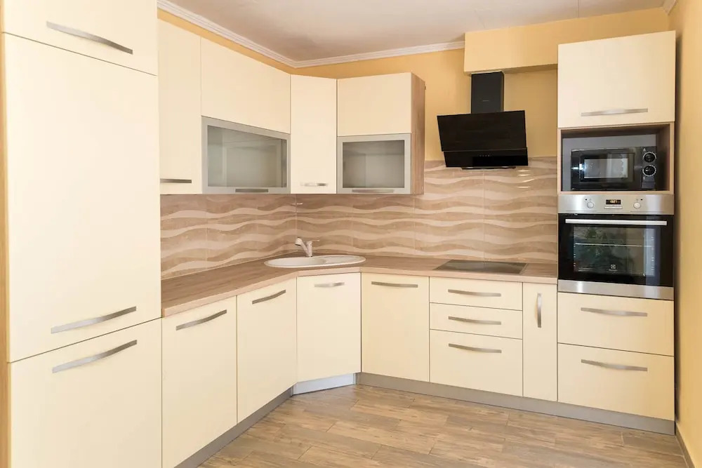 Apartments Lelu