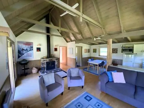 Crabapple Cottage