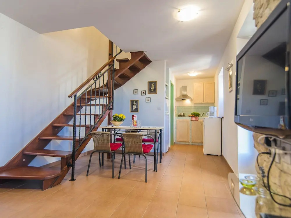 Comfortable Holiday House Gianni for up to 5 Persons