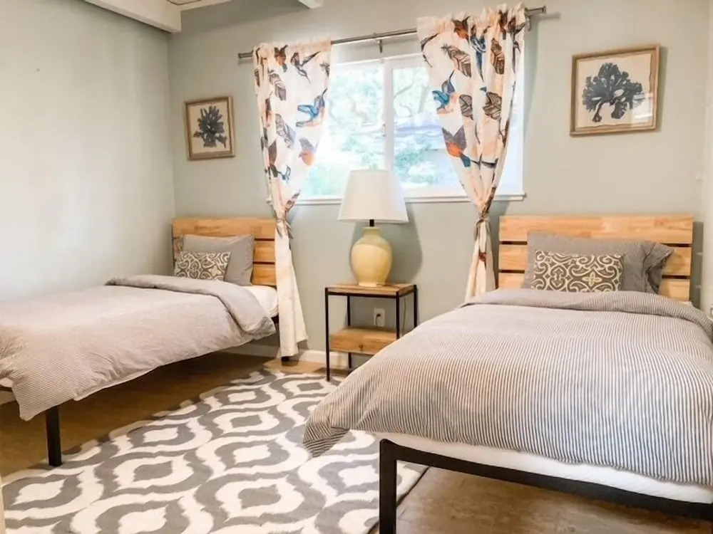 Peaceful Glen Ellen 3br W/ Deck, Garden & Parking! 3 Bedroom Home by RedAwning