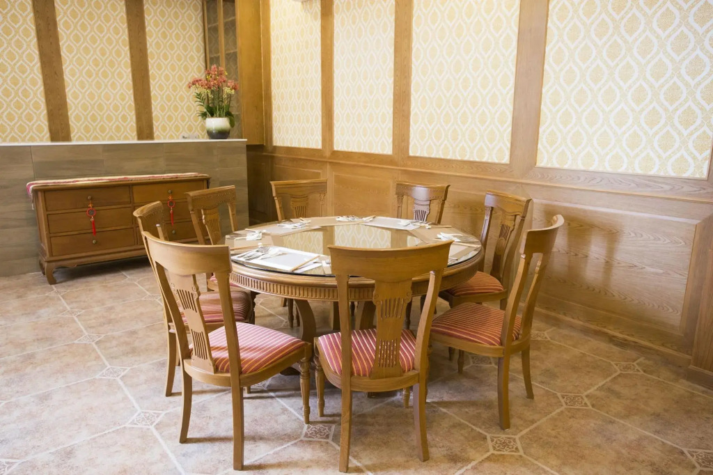 J&Y Hotel