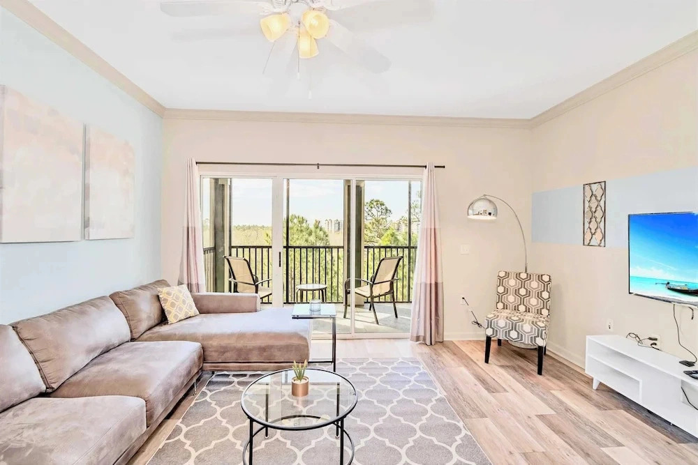Upstay Modern Condo w Pool10 Minutes to Disney