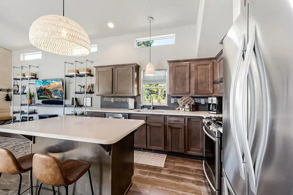 Sweet Seaview Home: Near Beach & Trailhead!