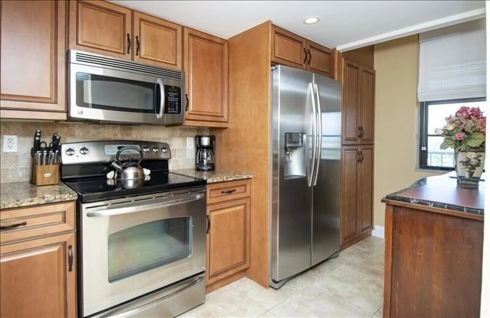 Sst3-1904 - South Seas Tower 2 Bedroom Condo